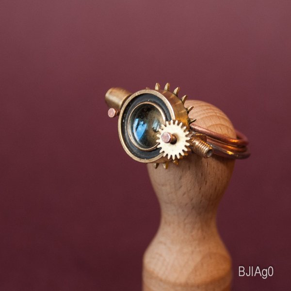 Кольцо в стиле Стимпанк «Сияние со звездой». Steampunk style ring «Shine with star».